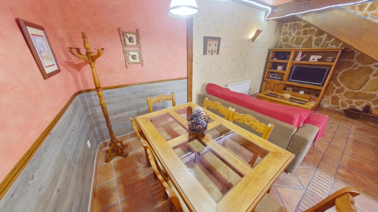 Ruralrut En El Tiemblo Precios Especiales A Partir De 7 Noches, Wifi, Cabina De Hidromasaje, Aire Acondicionado, Zonas De Bano Naturales Cercanas Ел Тиембло Екстериор снимка