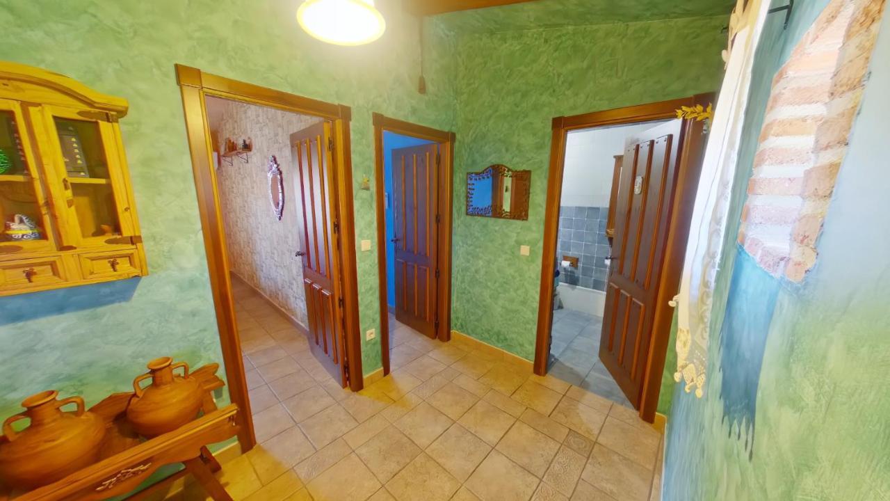 Ruralrut-El Tiemblo Wifi, Cabina De Hidromasaje, Aire Acondicionado Y A Pocos Metros De Zonas De Bano Naturales Екстериор снимка
