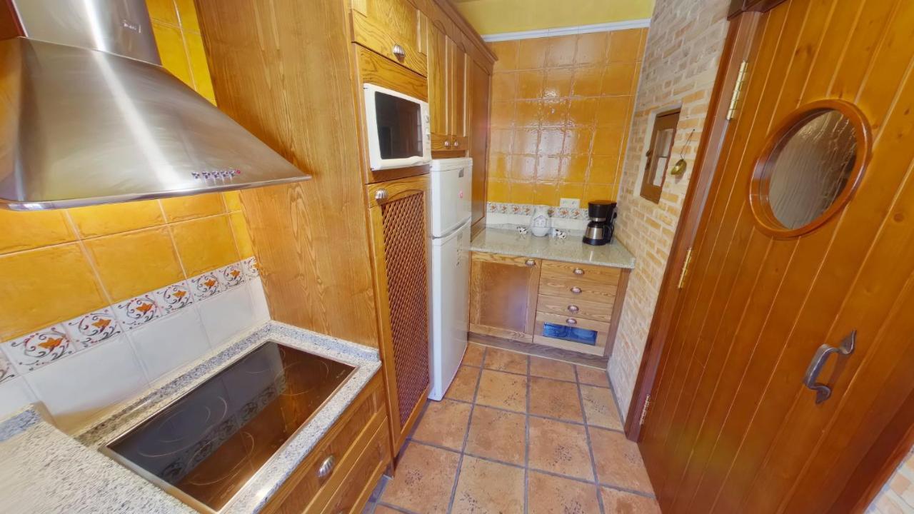 Ruralrut En El Tiemblo Precios Especiales A Partir De 7 Noches, Wifi, Cabina De Hidromasaje, Aire Acondicionado, Zonas De Bano Naturales Cercanas Ел Тиембло Екстериор снимка