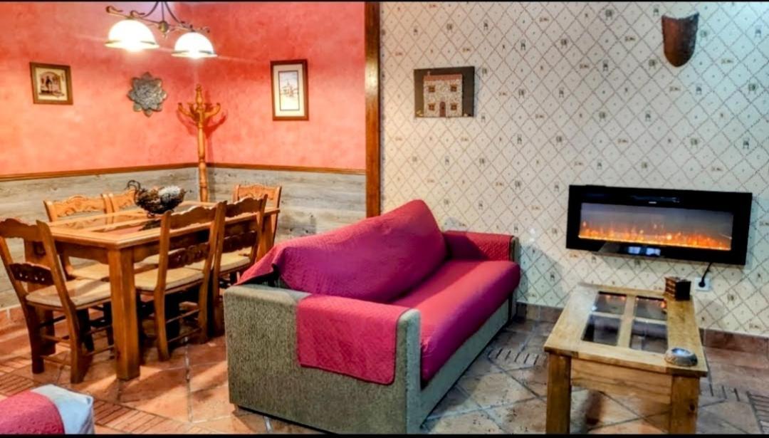 Ruralrut En El Tiemblo Precios Especiales A Partir De 7 Noches, Wifi, Cabina De Hidromasaje, Aire Acondicionado, Zonas De Bano Naturales Cercanas Ел Тиембло Екстериор снимка
